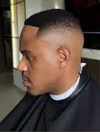 UCCUTZ Barbershop Mai Girma - Onitsha - 3