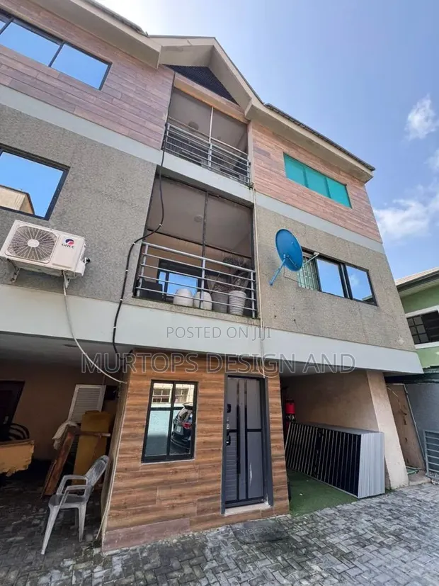 Gidan 4 Bedroom Mai Tsarki (Furnished) a Osapa London don Hayar - 1