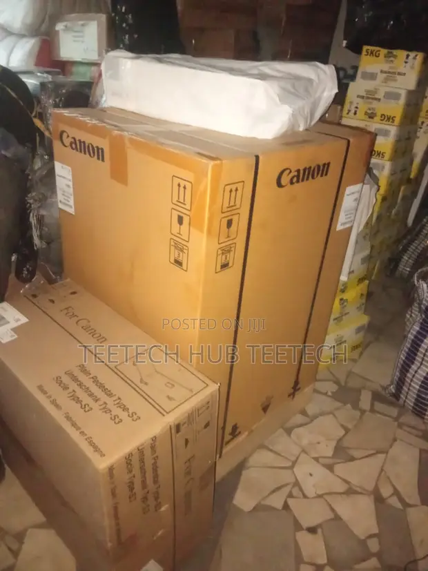 Canon imageRUNNER C3326i Photocopier with Pedestal - 1