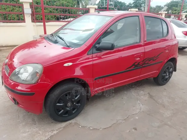 Toyota Yaris 2004 Ja - 1