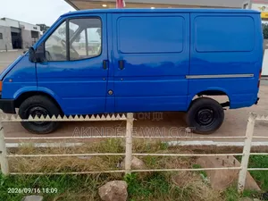 Ford Transit 2000 Motar Bas - Shuɗi