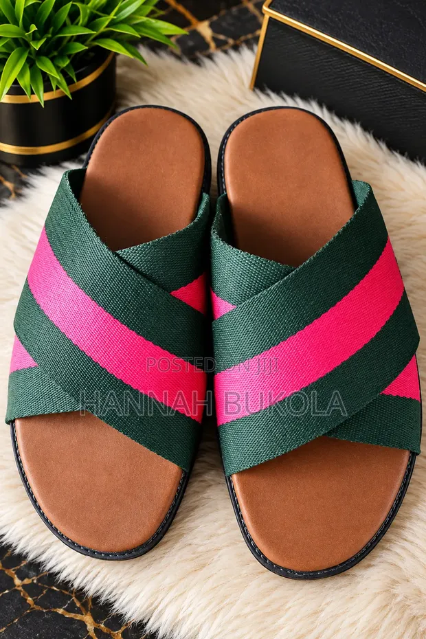 Golden C Palm Slippers - Mazan Ji 42 - 1