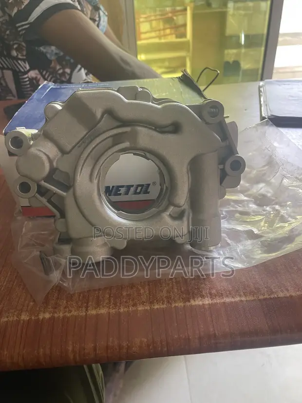 Dodge Ram Engine Oil Pump 5.7L/6.4L V8 (2011-2023) - 1
