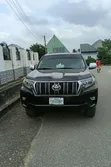 Toyota Land Cruiser Prado 2018 Black - 3