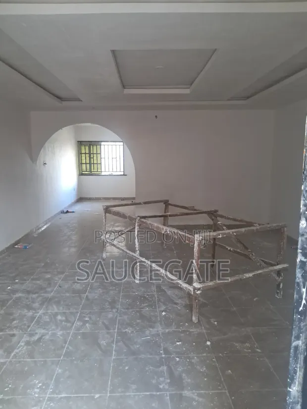 3 Bedroom Apartment for Rent in Nasco Estate, Satellite Town - 1