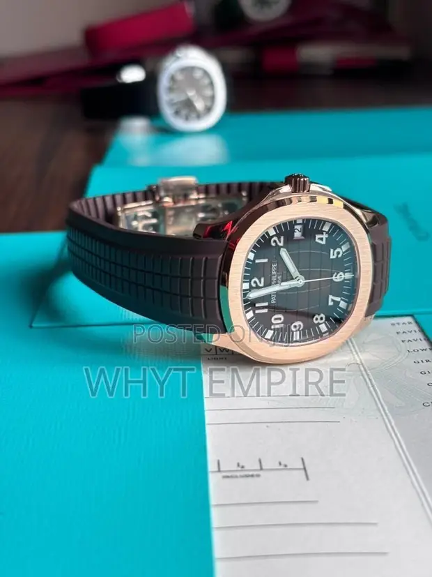 Luxury Patek Philippe Aquanaut Wristwatch - 1