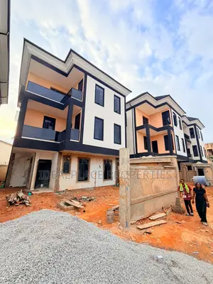 6-Bedroom Duplex for Sale in Magodo GRA Phase 2, Shangisha