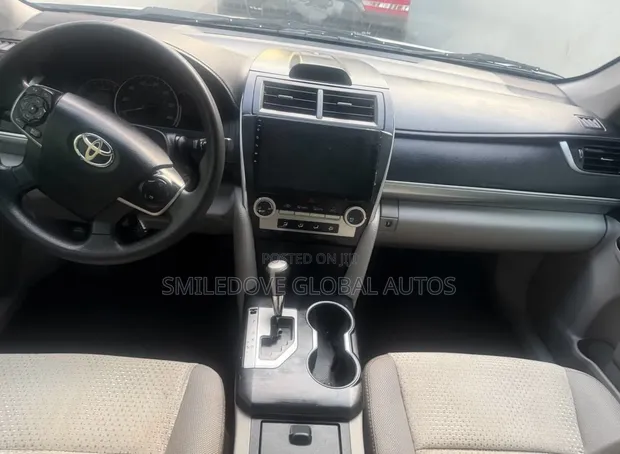 2013 Toyota Camry L Sedan - Accident Free - 1
