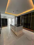 Gidan Luxury 5-Bedroom Duplex Don Siyarwa a Banana Island - 2