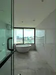 Gidan Luxury 5-Bedroom Duplex Don Siyarwa a Banana Island - 4