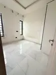 Gidan Kwana 1 a Divine Homes, Thomas Estate don haya - 3