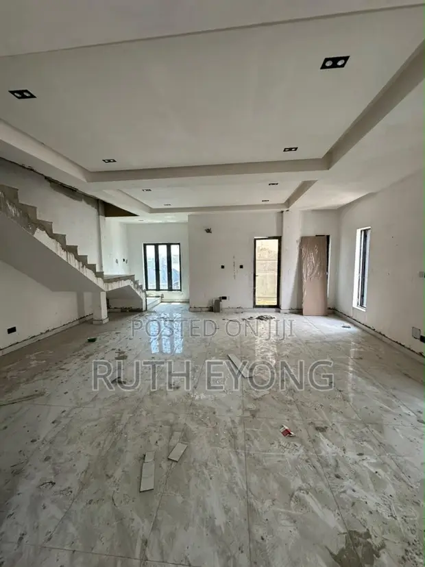 3 Bedroom Maisonette with BQ for Rent in Ikate, Lagos - 1