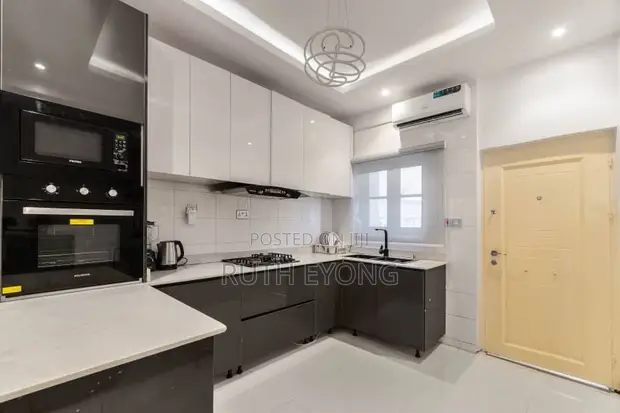 Gidan Kwana Mai Dakuna 2 da Aka Shirya, Ana Rawa a Chisco Ikate, Lekki Phase 1 - 1