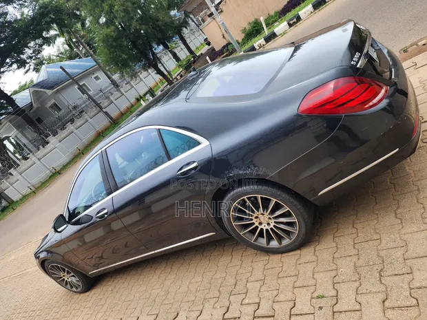 Mercedes-Benz S-Class 2014 Black - 1