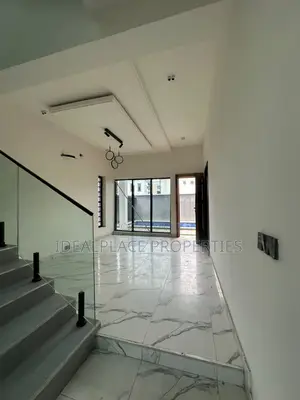 5 Bedroom Duplex with Cinema & Pool in Lekki