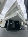 6-Bedroom Smart Duplex with Elevator in Banana Island - 1