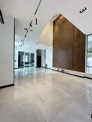 6-Bedroom Smart Duplex with Elevator in Banana Island