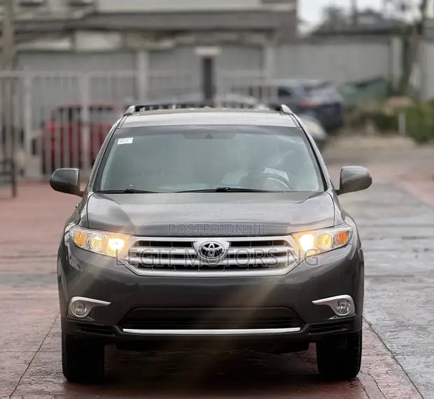 2011 Toyota Highlander Gray - 1