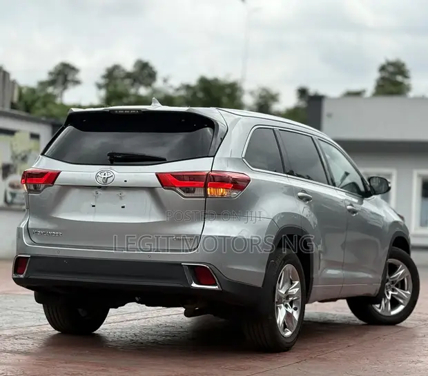 2018 Toyota Highlander Limited 4x4 V6 SUV - 1