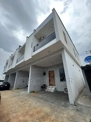 3 Bedroom Duplex don haya a Abraham Adesanya, Ajah