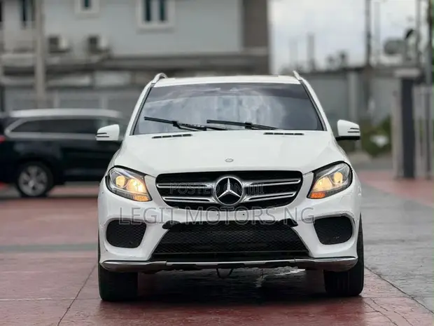 Mercedes-Benz GLE 350 2017 White - 1