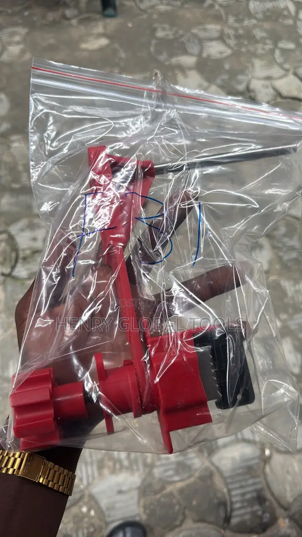 Adjustable Valve Lockout Device - LOTO Safety - 1