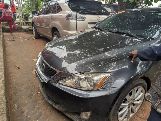 Lexus IS 2006 Black - 1