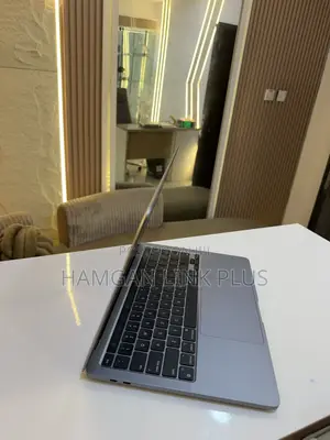 Apple MacBook Pro 2020 M1 16GB RAM 2TB SSD