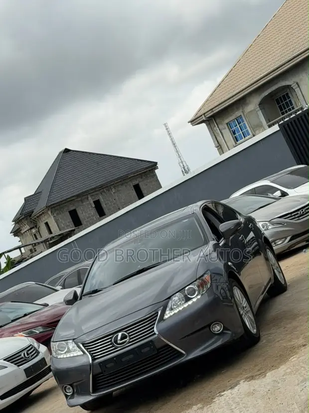 Lexus ES 350 2015 Gray - 1