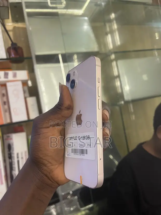 Apple iPhone 13 128GB Pink - 1