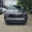 Toyota Highlander XLE 2021 Gray - 1