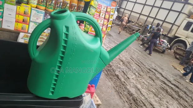 Watering Can 10 Liters - 1