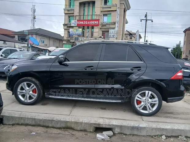 Mercedes-Benz ML350 4MATIC SUV 2015 - 1