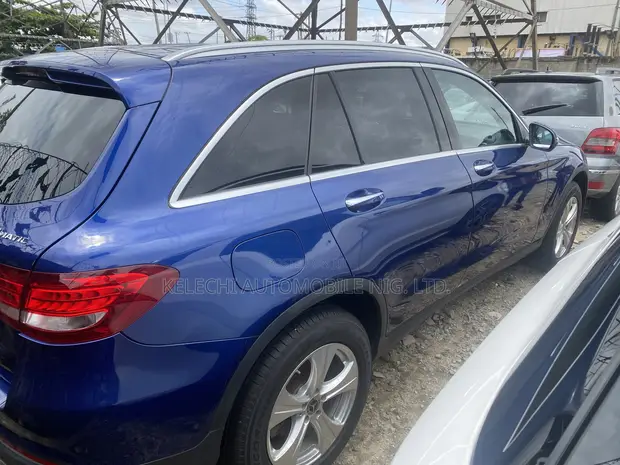 2017 Mercedes-Benz GLC300 Blue - 1