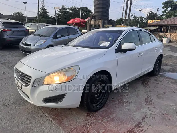 Volvo S60 T5 Premier 2013 White - 1