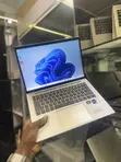 Laptop HP EliteBook 840 G9 - 8GB RAM, 256GB SSD - 2