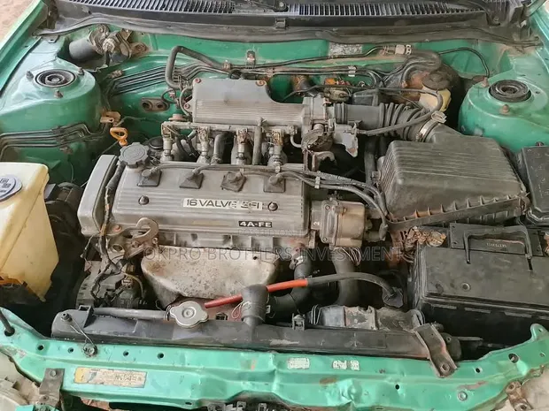 1997 Toyota Corolla 1.6 Hatchback Green - 1