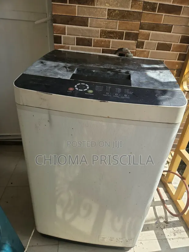 Used Hisense Top Load Washing Machine - 1