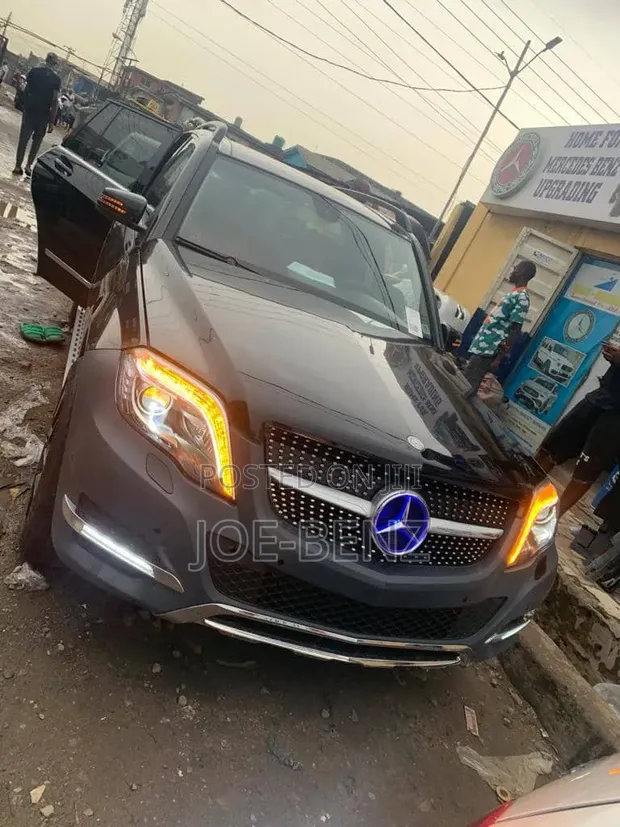 Mercedes-Benz GLK350 2010 (Upgraded to 2014 Style) - 1
