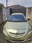Toyota Yaris 2004 Green - 1