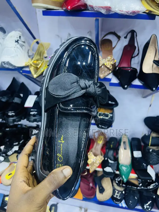 Corporate Black Loafers - Women's Size 39-43.5 - 1