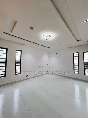 5 Bedroom Duplex with BQ & Pool in Megamound Estate, Lekki