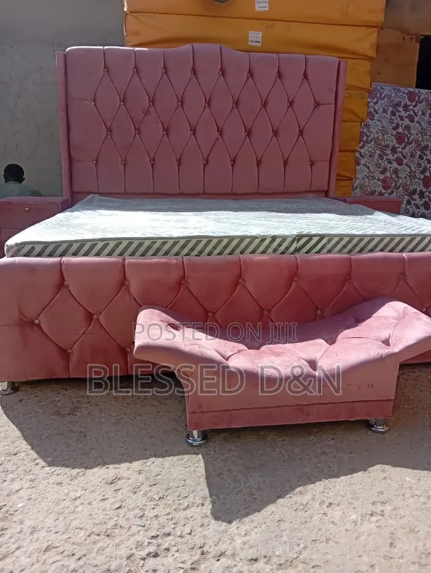 6x6 Ingantacciyar Kayan Kwalara Pink Mai Fafutuka - 1