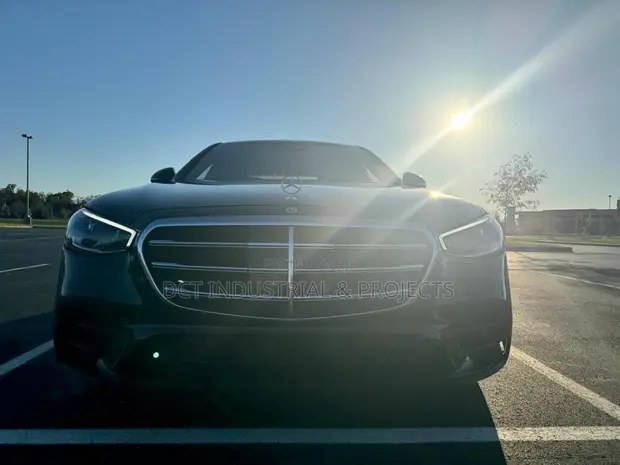 2022 Mercedes-Benz S-Class S 580 4MATIC Black - 1