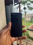 Apple iPhone 7 32GB Black - 2