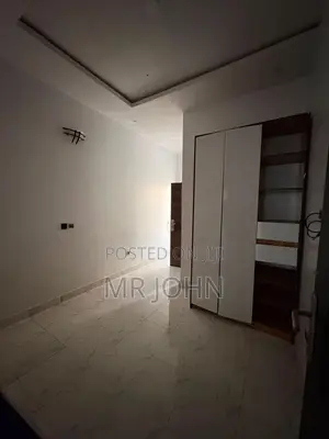 4 Bedroom Duplex for Rent in Thomas Estate