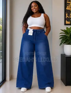 Classic Wide-Leg Jeans - Women's