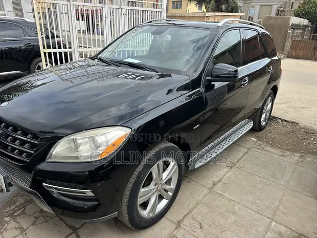 Mercedes-Benz M Class 2012 Black - 1
