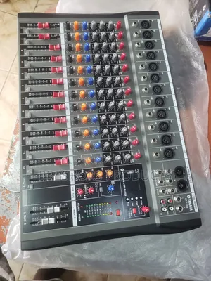 Yamaha Mixer Mai Tashoshi 12