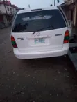 Mazda E2000 2003 White - 4